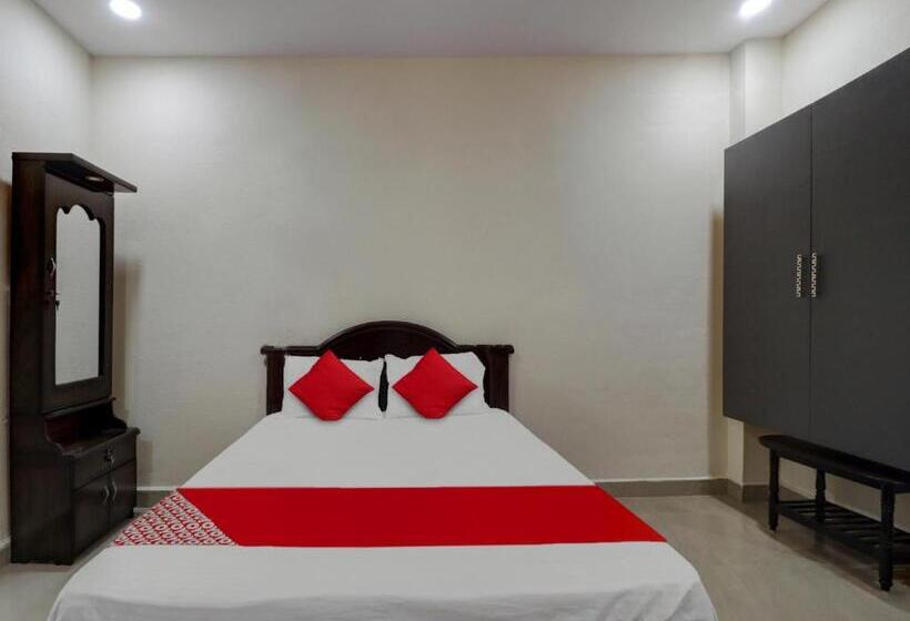 三人经典房间, Oyo Flagship Maruthi Residency