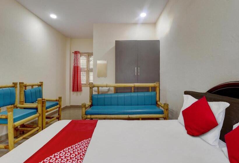 三人经典房间, Oyo Flagship Maruthi Residency