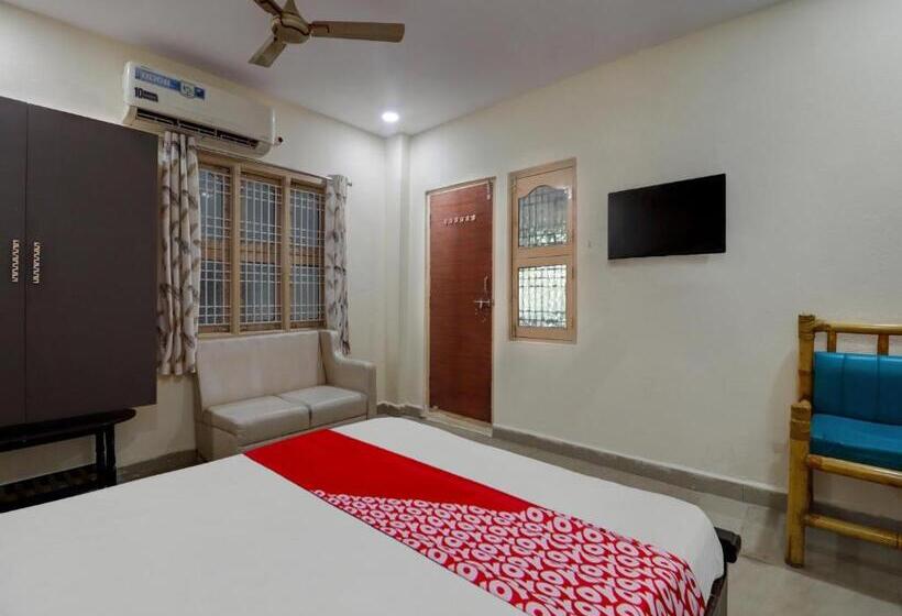 三人经典房间, Oyo Flagship Maruthi Residency