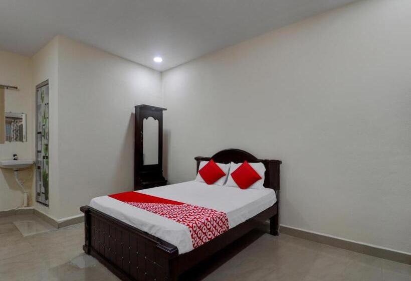 三人经典房间, Oyo Flagship Maruthi Residency