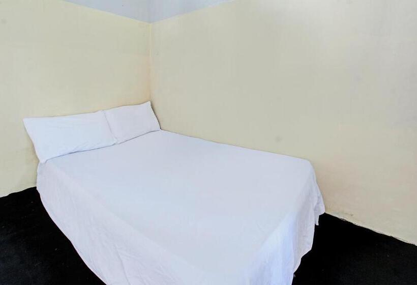 غرفة قياسية, Oyo Life 92853 Kost 999