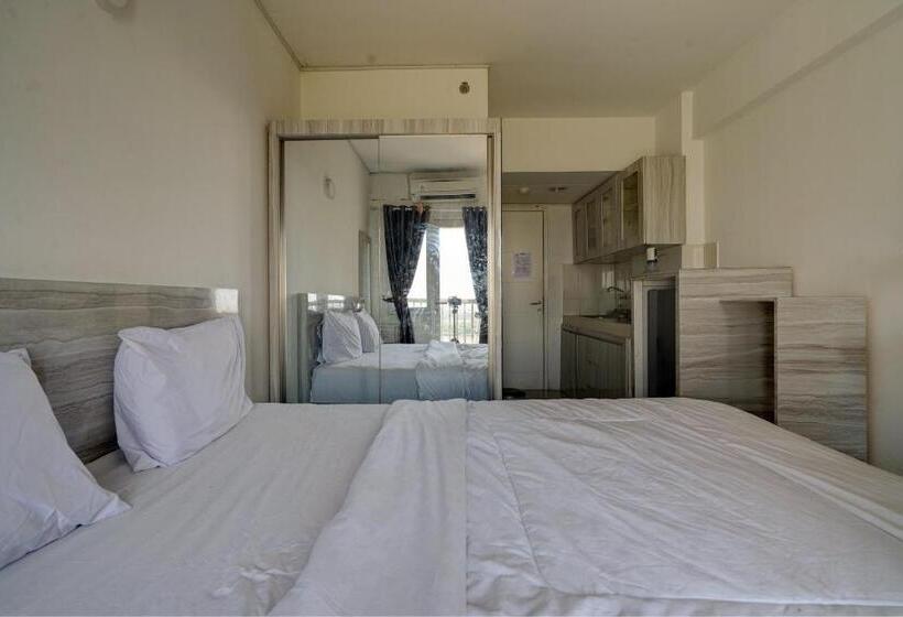 Номер Deluxe, Oyo Life 92889 Apartement Grand Sentraland Karawang By A.t Room