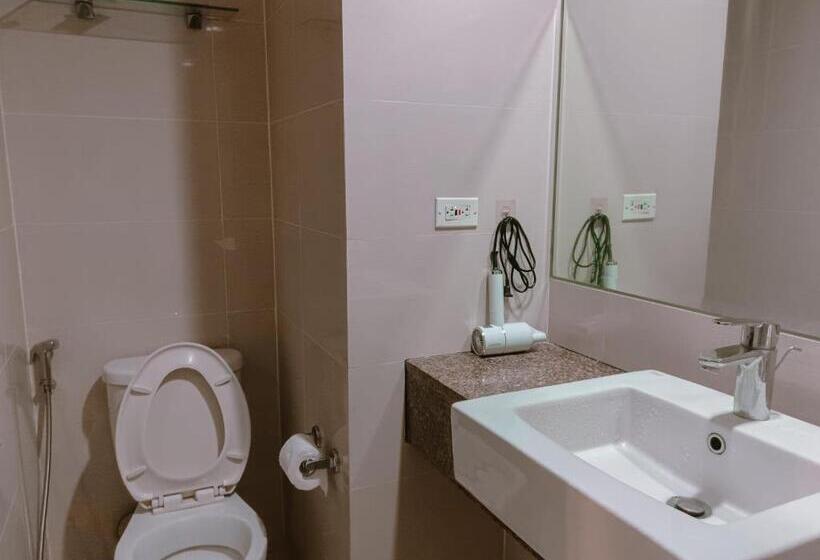 إستوديو قياسى, Casabay Suite Eastwood Staycation