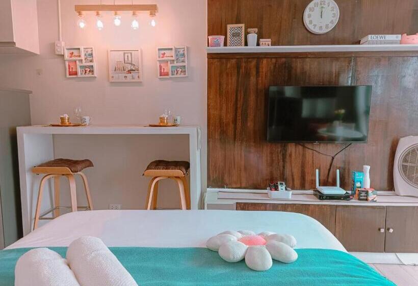 إستوديو قياسى, Casabay Suite Eastwood Staycation