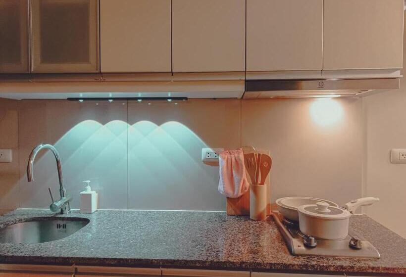 إستوديو ديلوكس, Casabay Suite Eastwood Staycation