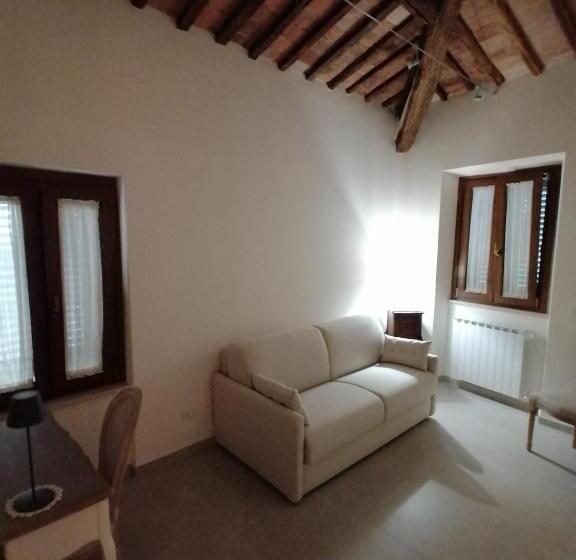 סוויטת ג'וניור משפחתית, Dimo  Rè