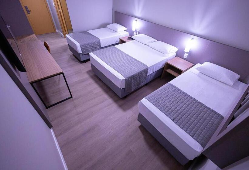 4인용 스탠다드 룸, Caiuá Blumenau