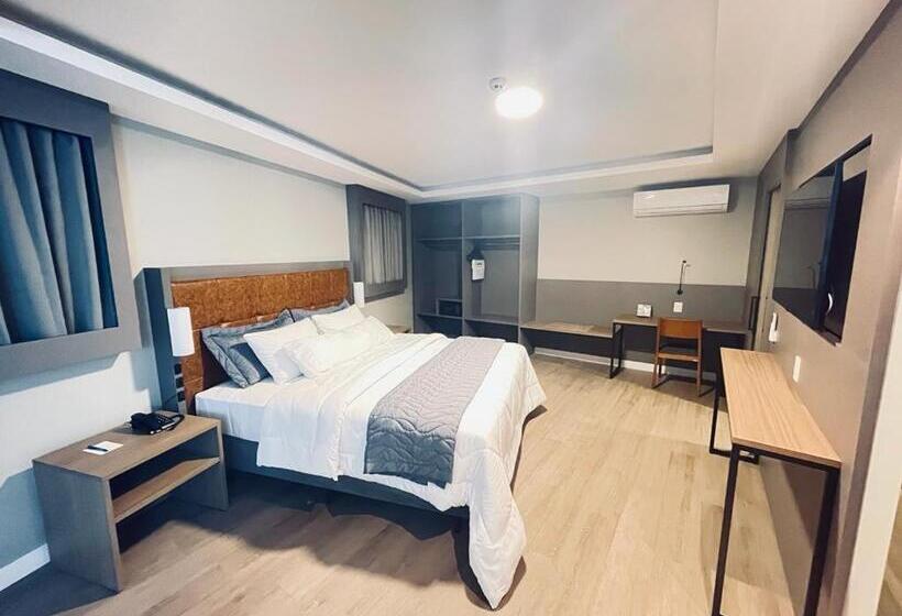 프레지덴셜 스위트, Caiuá Blumenau
