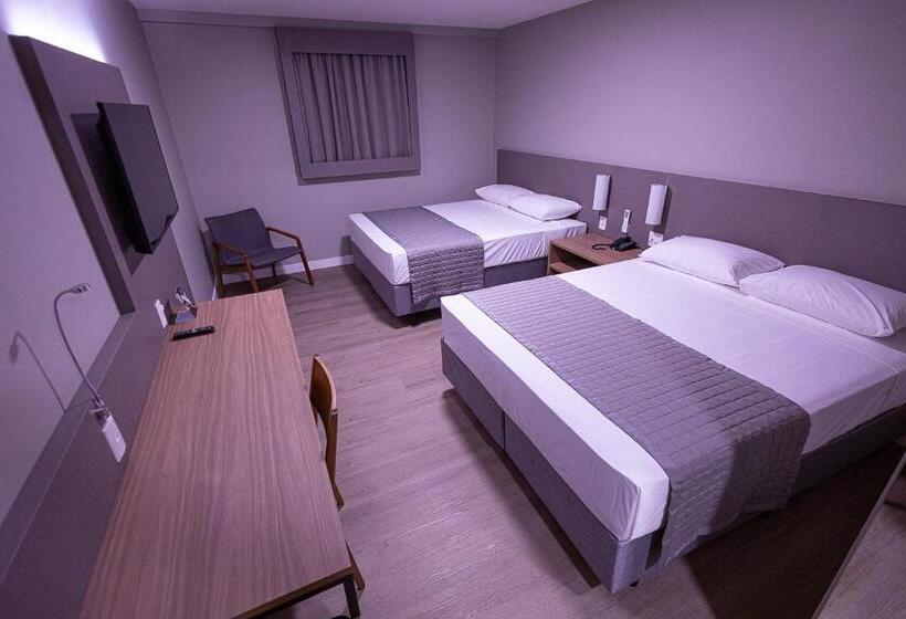 수피리어 룸, Caiuá Blumenau