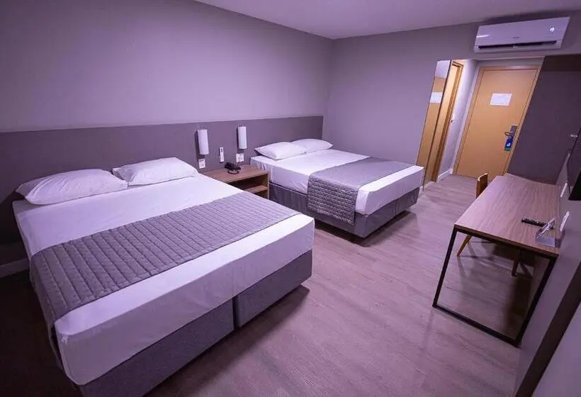 Superior-huone, Caiuá Blumenau