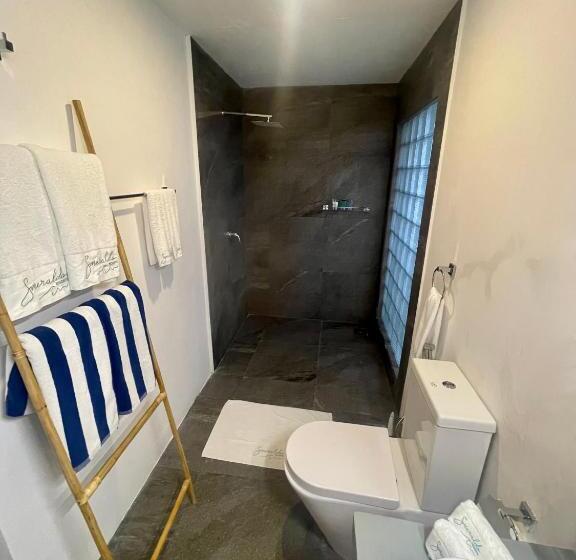 디럭스 룸, Casa Smeralda