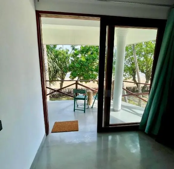 Perhehuone, Casa Smeralda