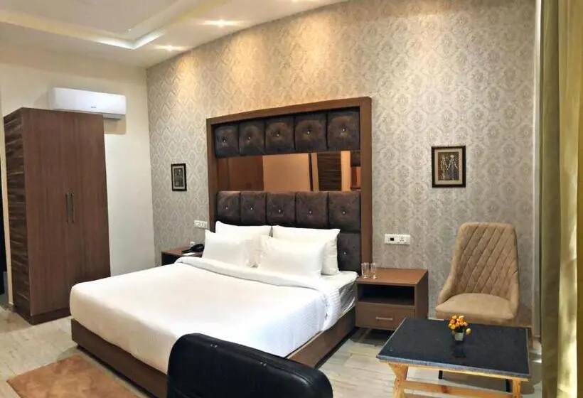 Executive-huone, Spt Clarks Inn Suite, Mandi