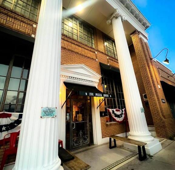 منزل غرفة نوم واحدة, Noi Nest Home + Pool + Suites