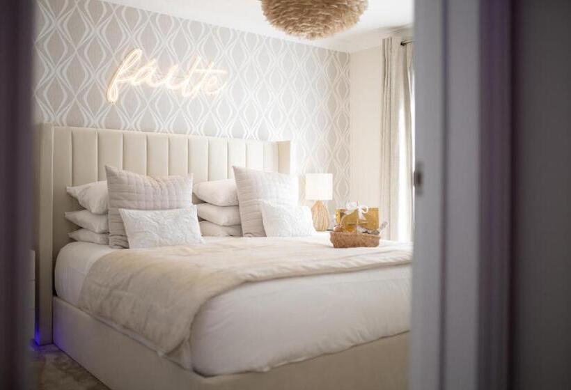 带大床的豪华间, The Koko Rooms