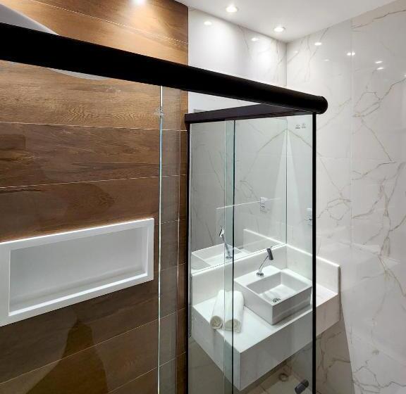 غرفة قياسية, Casa & Chalés Do Quebec