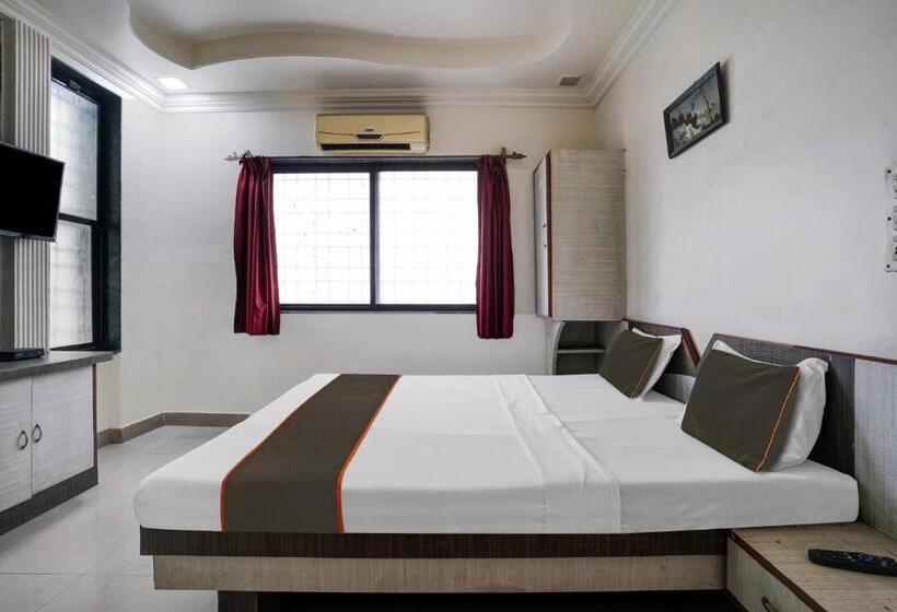 トリプルクラシックルーム, Collection O Hotel Atharva Lodging And Boarding