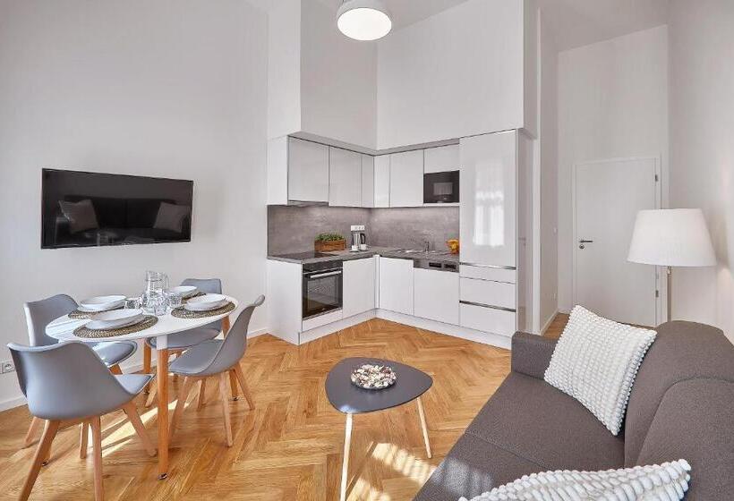 آپارتمان 2 خوابه, Downtown Suites Rubesova