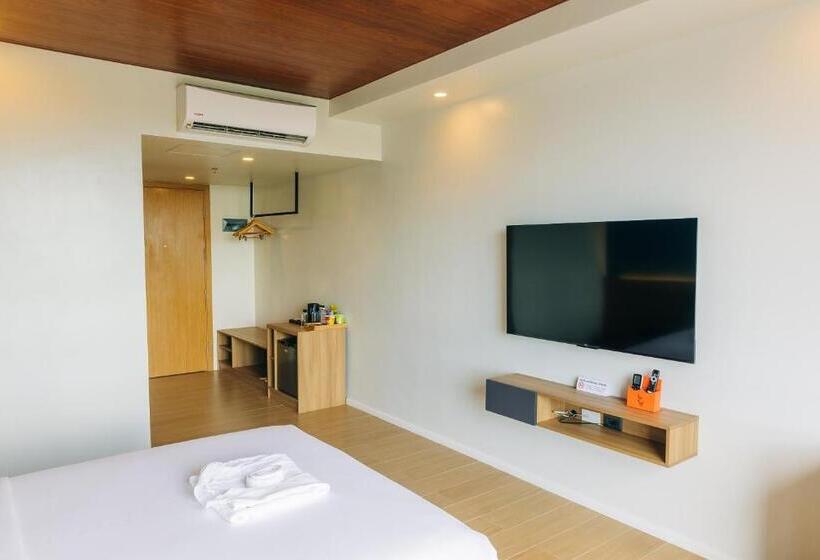 디럭스 스위트, Levo