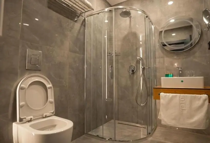 اتاق لوکس با تخت بزرگ, Kame Hotel Belgrade,贝尔格莱德凯美酒店