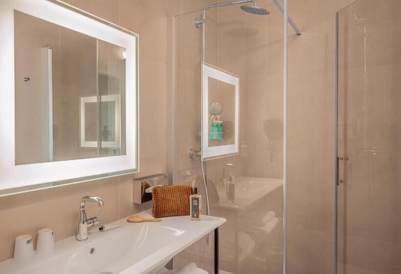 חדר סטנדרט מקשר, Novotel Orléans Centre Gare