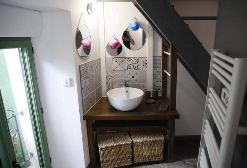 Номер Стандарт, Le Moulin De Saint Aulaye