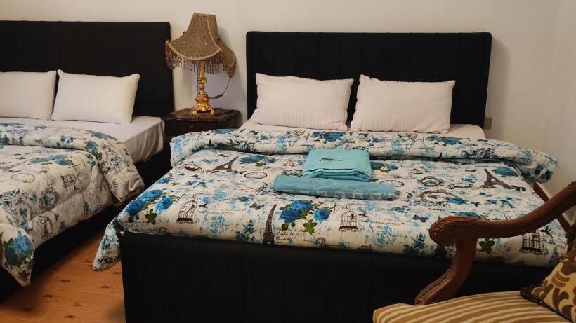 سوییت خانوادگی, Mamado Pyramids View