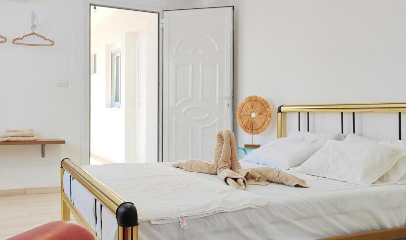 オーシャンビューデラックスルーム, Villa Tato: Horizon Haven With Panoramic Sea Views In Himare