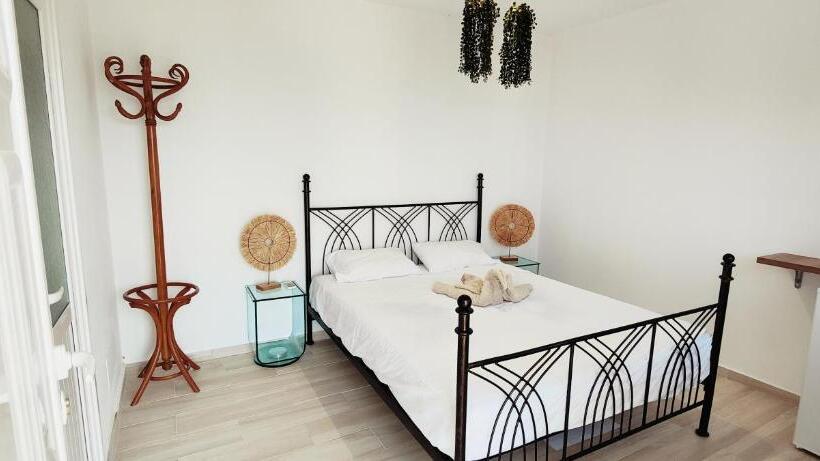 スタンダードルーム, Villa Tato: Horizon Haven With Panoramic Sea Views In Himare