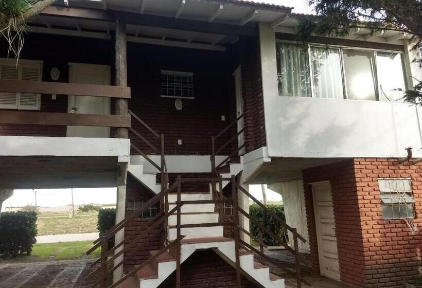 침실 1개 아파트, Bqs House