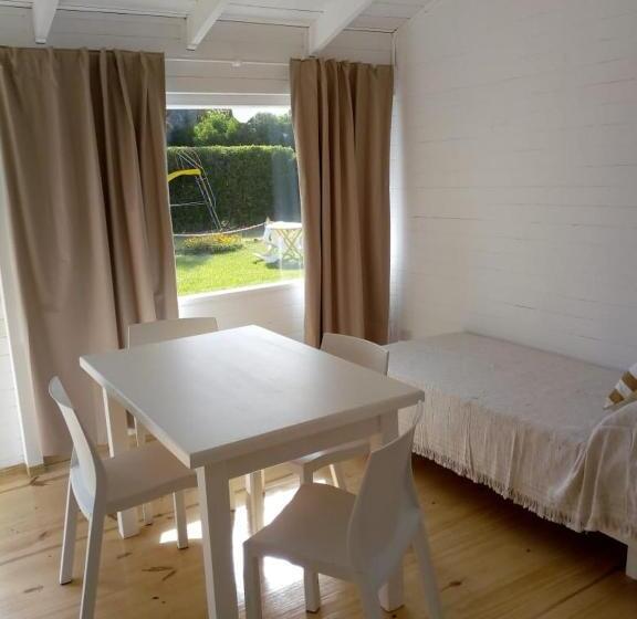 스탠다드 방갈로 정원 전망, Bqs House