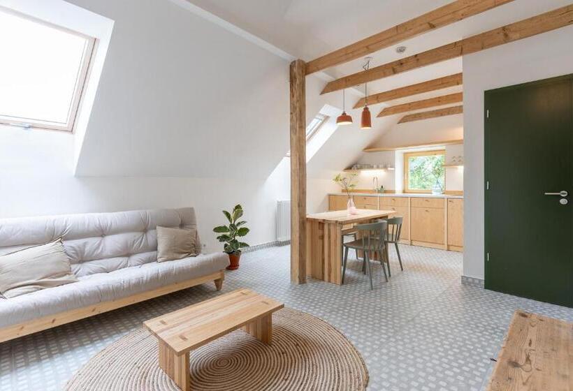 １ベッドルームアパートメント, Lechowitz