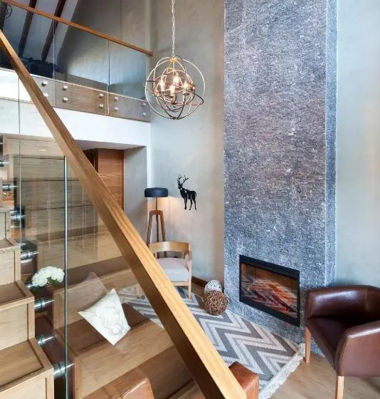 Duplex-sviitti, Magna Pivot