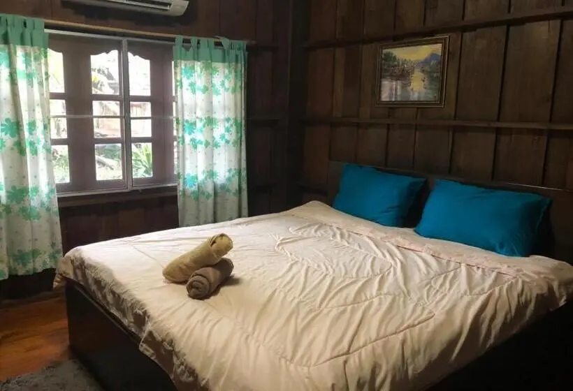 キングサイズベッドのスタンダードルーム, Ban Kaew Mo Ra Glamping & Restaurant