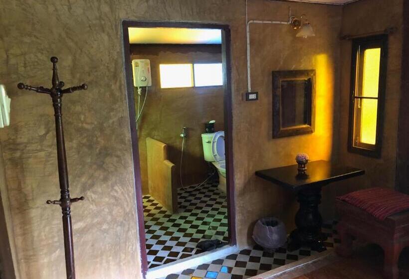 חדר סטנדרט עם מיטת קינג, Ban Kaew Mo Ra Glamping & Restaurant