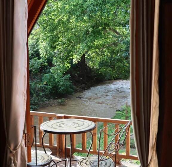 בקתת סופריור בת חדר 1, Ban Kaew Mo Ra Glamping & Restaurant