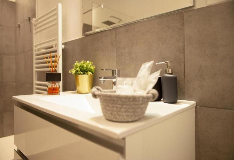 استودیوی استاندارد, Corso51 Suite Apartments