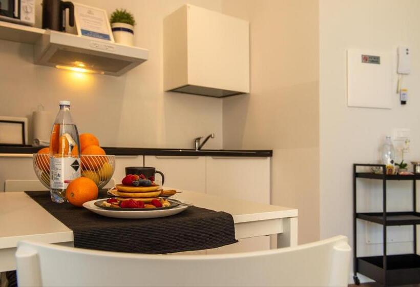 آپارتمان 1 خوابه با تراس, Corso51 Suite Apartments