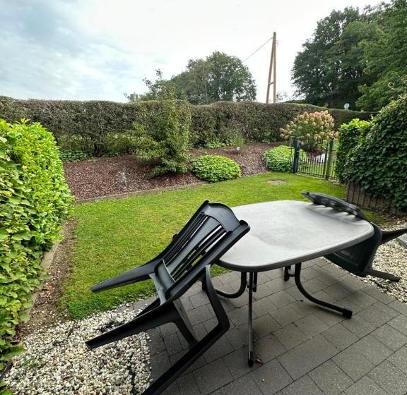 带1个卧室的带阳台的公寓, Gocher Berghof Ferienwohnungen Langanke