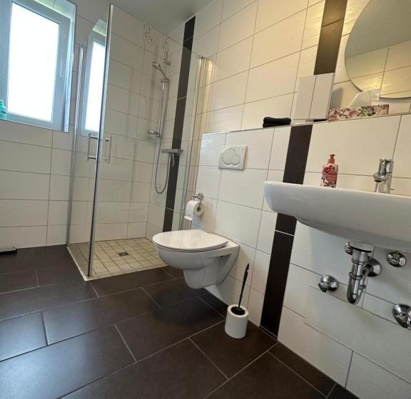 带1个卧室的带阳台的公寓, Gocher Berghof Ferienwohnungen Langanke