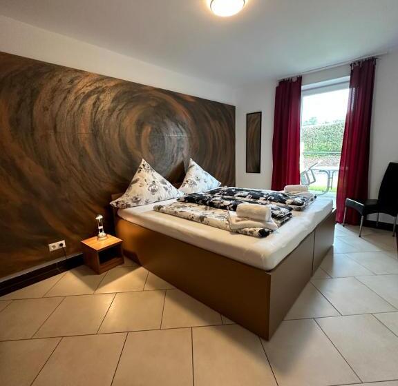 带1个卧室的带阳台的公寓, Gocher Berghof Ferienwohnungen Langanke