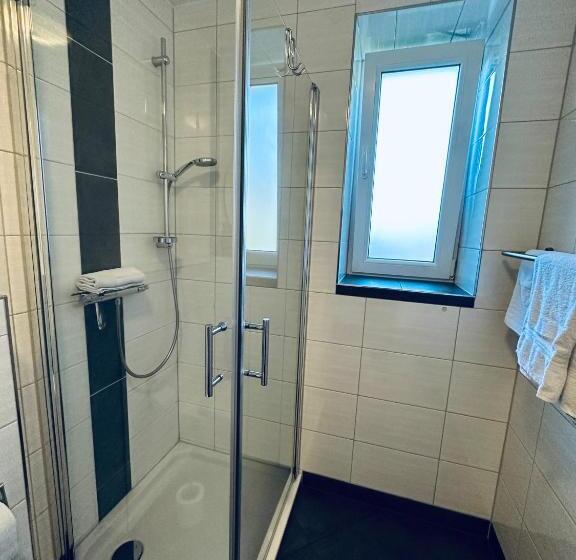 带1个卧室的带阳台的公寓, Gocher Berghof Ferienwohnungen Langanke