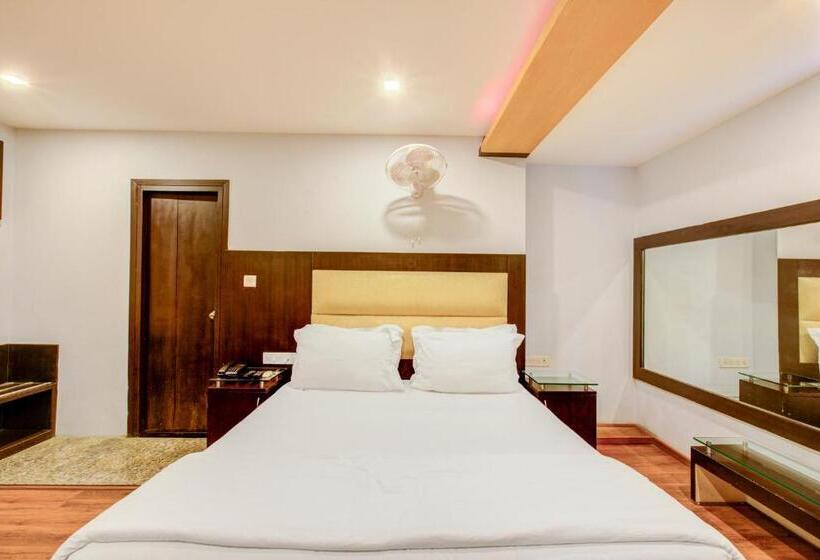 豪华三人间, Super Townhouse Oak Jvh