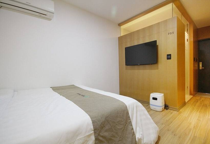 デラックスルーム, Wate