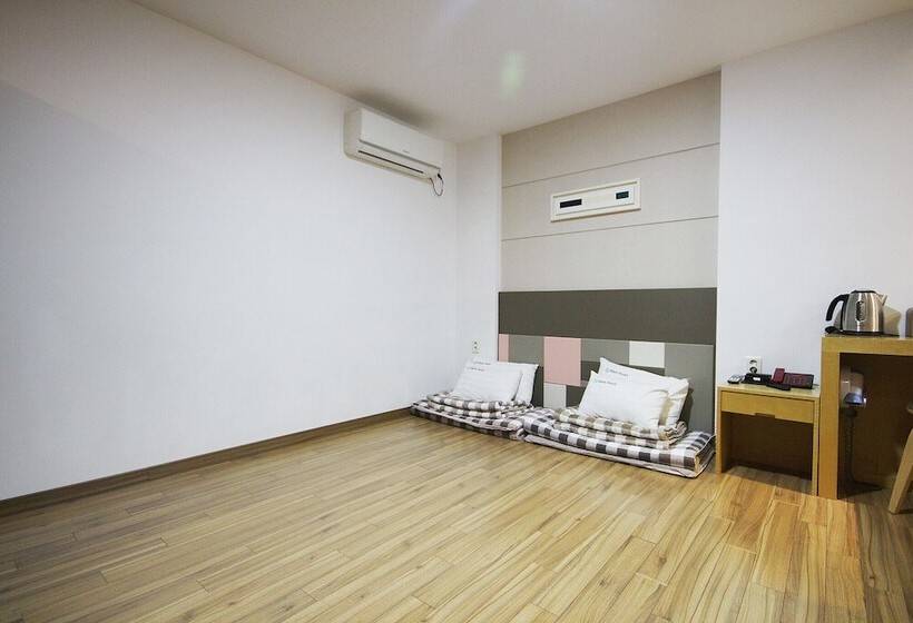 スタンダードルーム, Wate