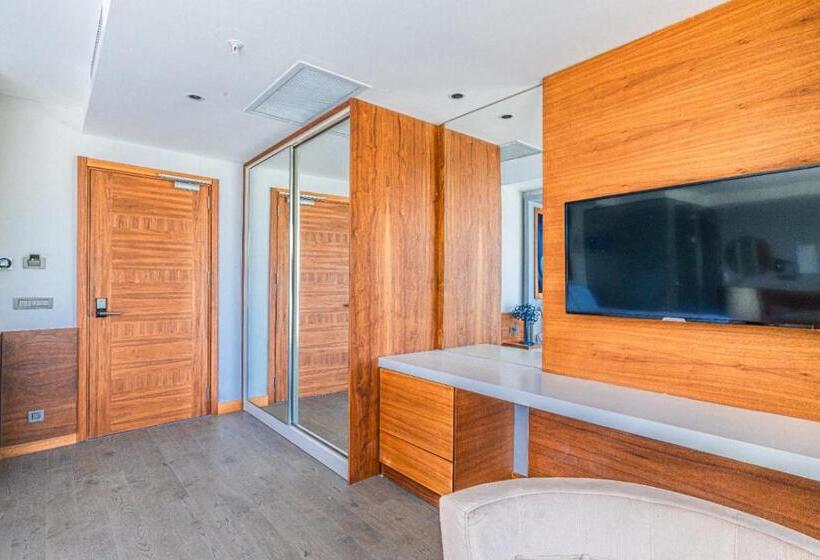 プールビュースタンダードルーム, Gözegir - Adults Only