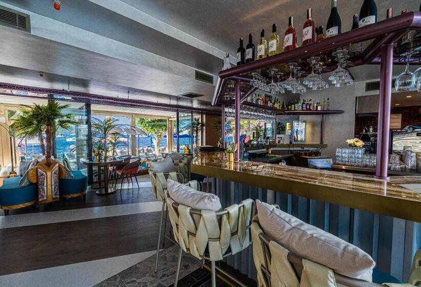 プールビュースタンダードルーム, Gözegir - Adults Only