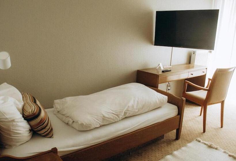 Номер Стандарт Индивидуальный, The Resting Place