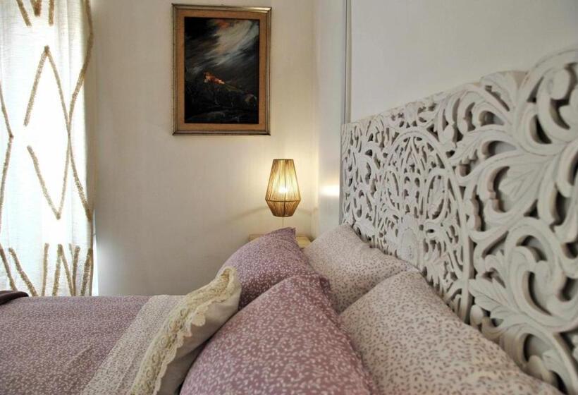 带大床的豪华间, Bed And Breakfast Casa Gioconda