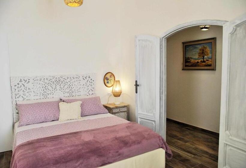 带大床的豪华间, Bed And Breakfast Casa Gioconda